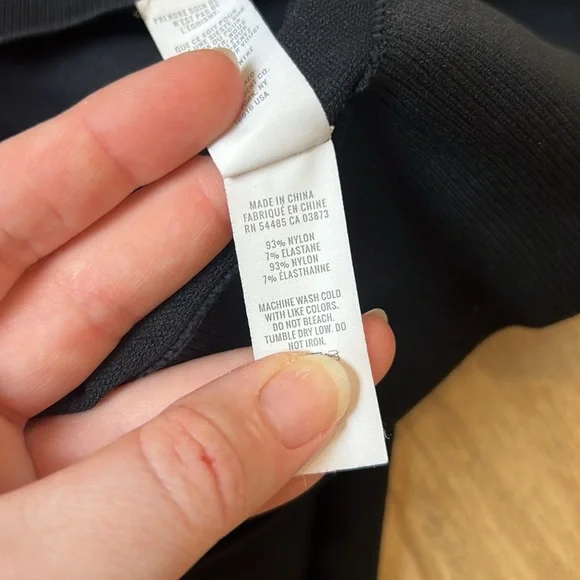 Aerie Offline Sidewalk Seamless Black Cropped T-shirt - Picture 7 of 7